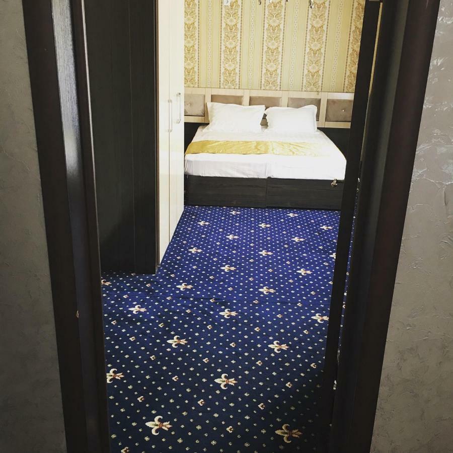 Family Hotel Balkash Kültér fotó